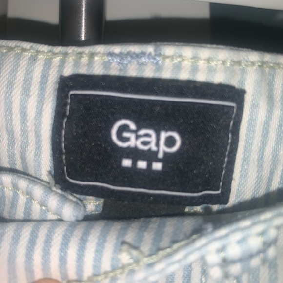 Gap Blue and White Stripped Jean Shorts - Picture 2 of 4